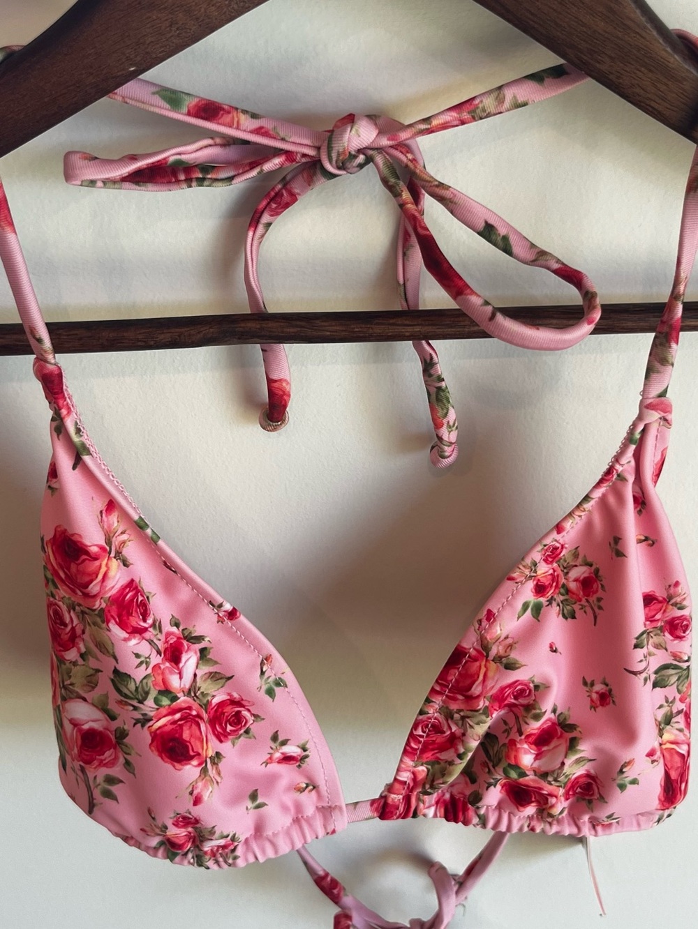 NWT 🏷️ DOLL- Blush Rose Floral Triangle Tie back Bikini Top